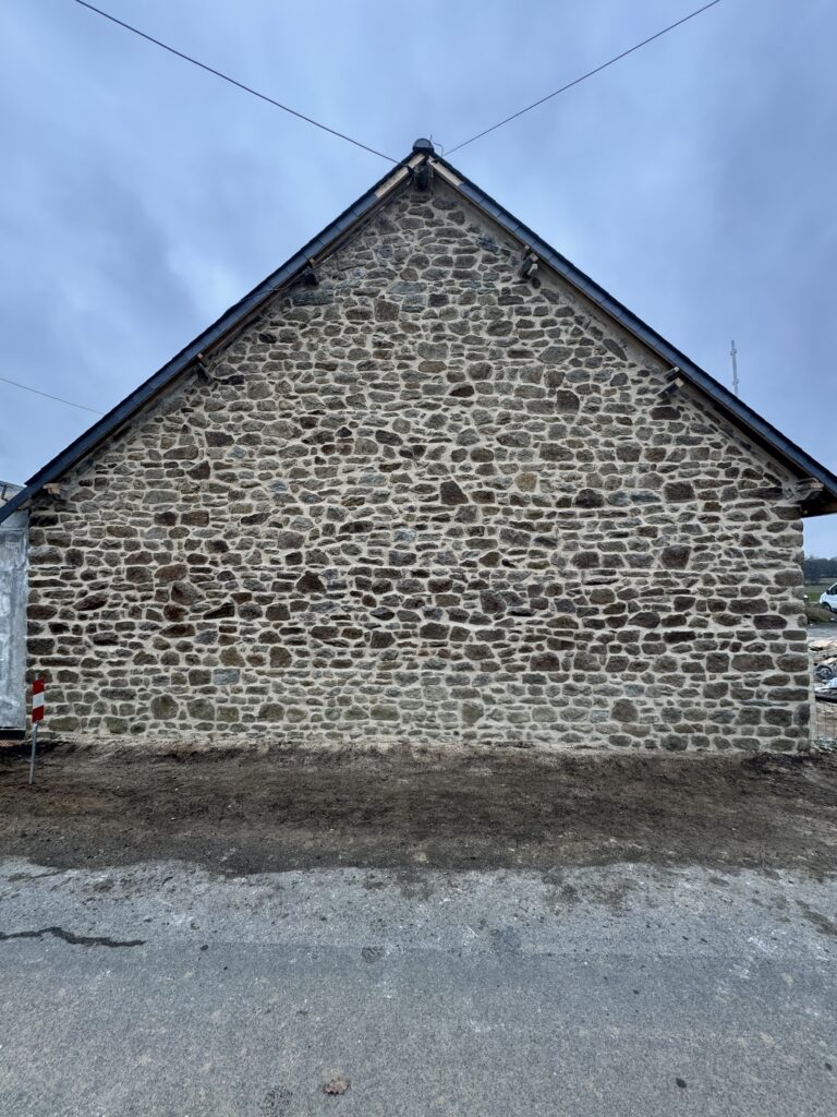 Chantier de rénovation et aménagement extérieur en Ille-et-Vilaine